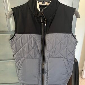 The Children's Place Quilted Vest in Black and Gray- kids